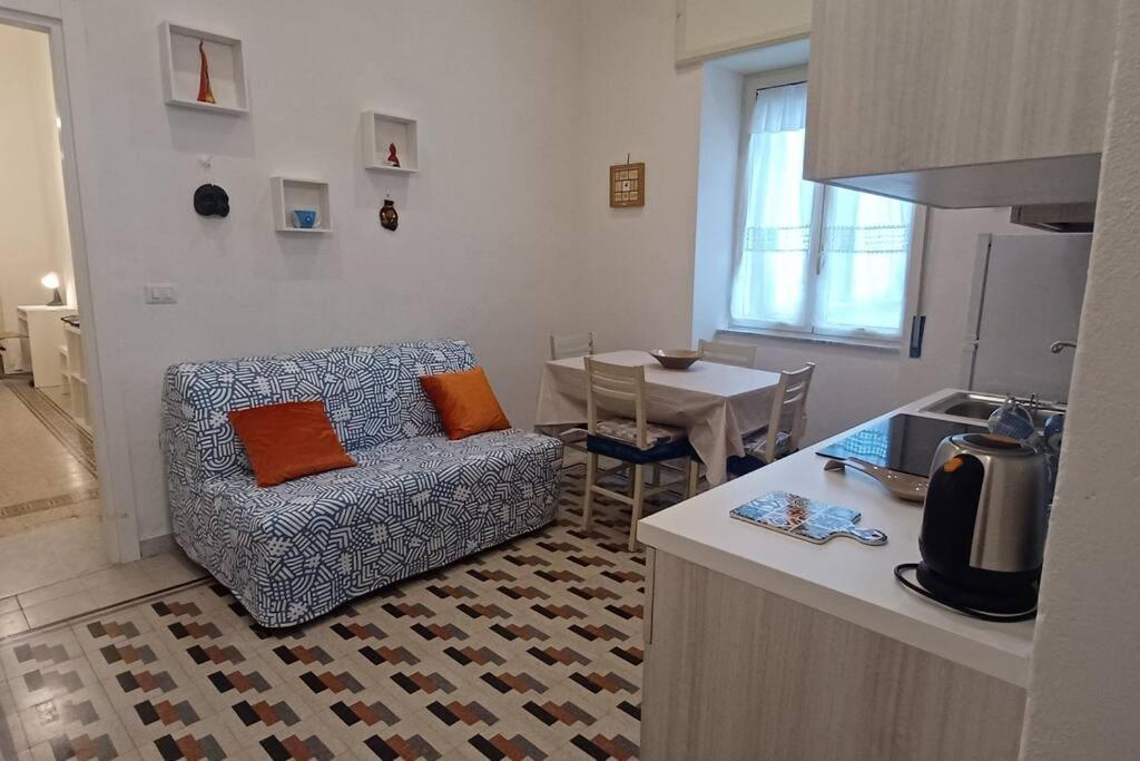 Nel Centro Di - Clorinda House